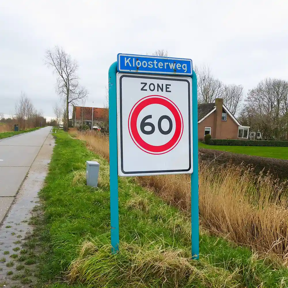 De Kloosterweg bij Aagtekerke: rijscholen in Aagtekerke vergelijken