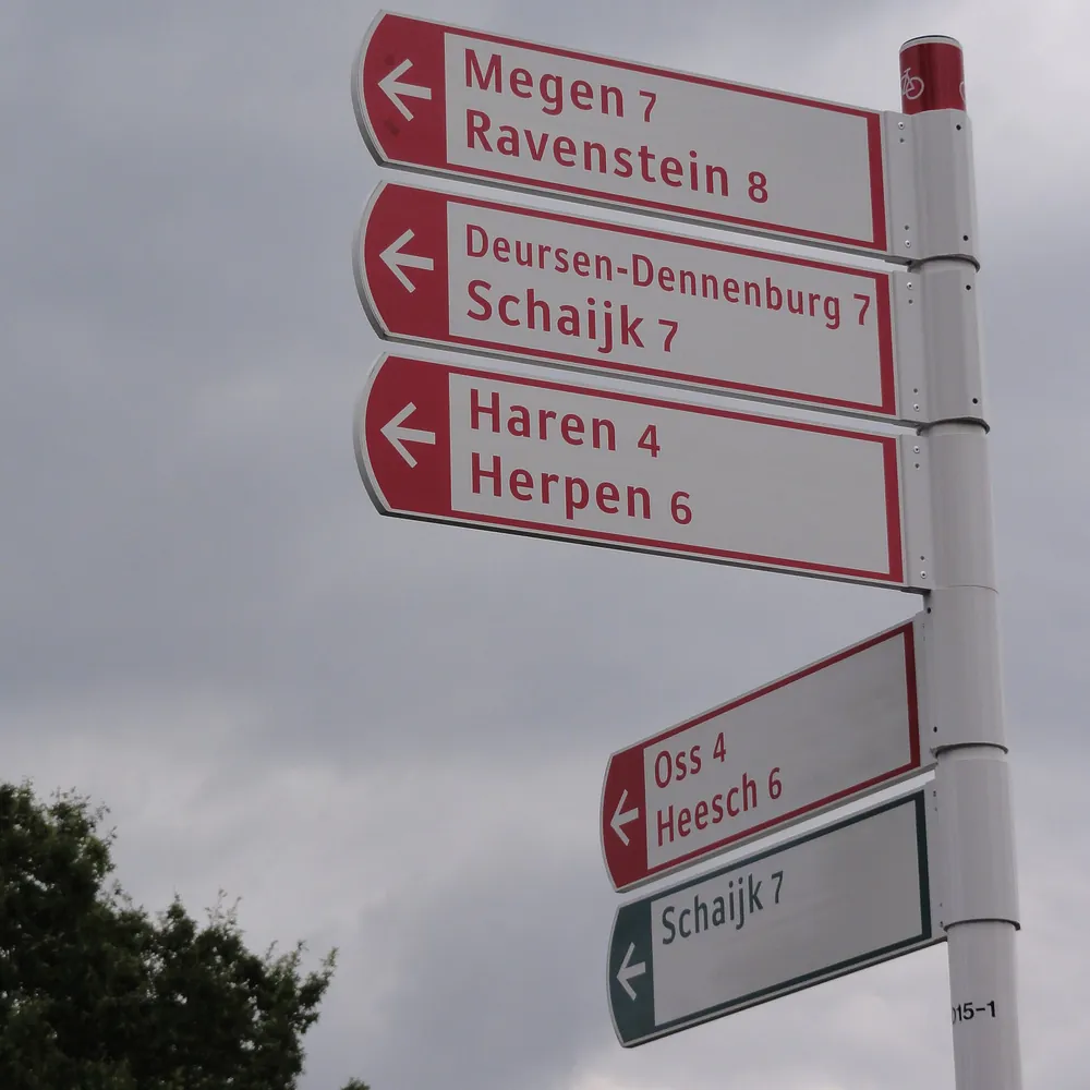 Fietswegwijzers in Berghem: alle rijscholen in Berghem op een rij