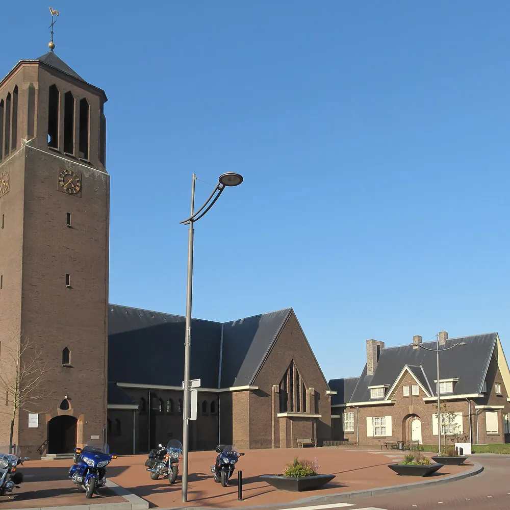 De kerk van Beringe: vergelijk de rijscholen in Beringe