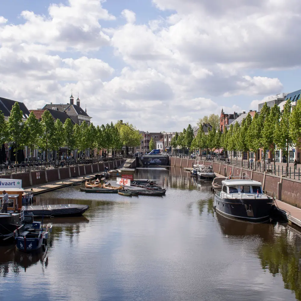 De haven in het centrum van Breda: alle rijscholen in Breda op een rij