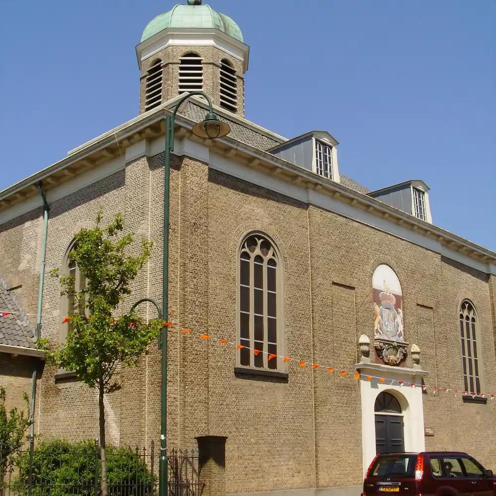 De Hervormde kerk van Dinteloord: alle rijscholen in Dinteloord op een rij