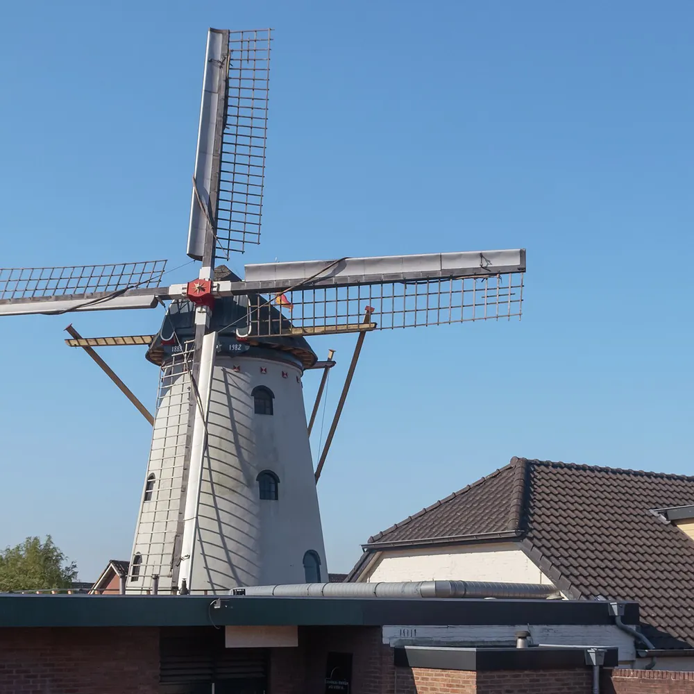 Een windkorenmolen in Giesbeek: vergelijk de rijscholen in Giesbeek
