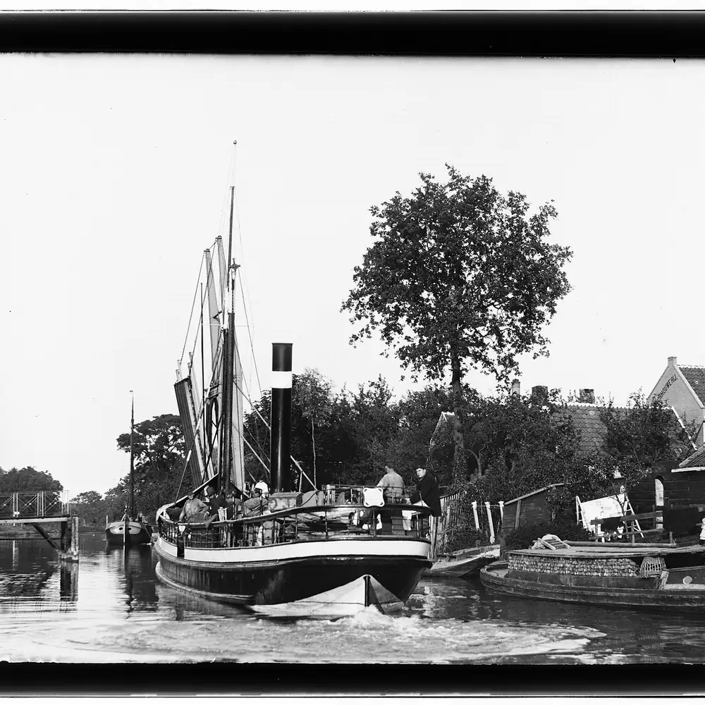 Haastrecht op een oude foto, waar je de rijscholen in Haastrecht kunt vergelijken