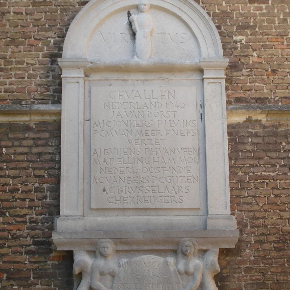 Het oorlogsmonument van Halsteren: rijscholen in Halsteren vergelijken