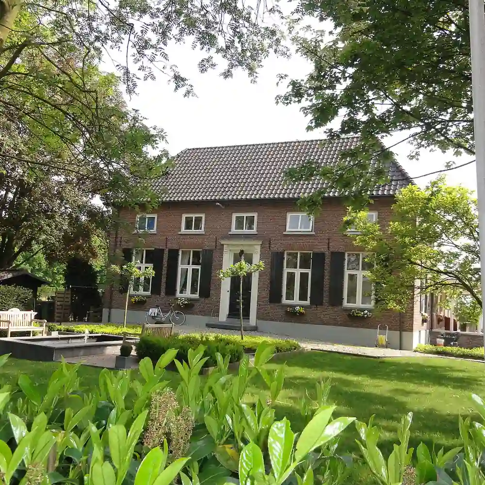 Een monumentaal huis in Heteren: vergelijk de rijscholen in Heteren