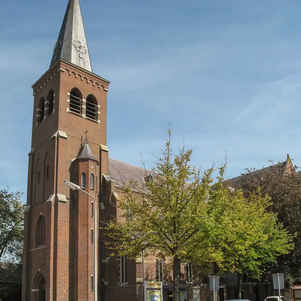 Een kerk in Kruisland, waar je de rijscholen in Kruisland kunt vergelijken
