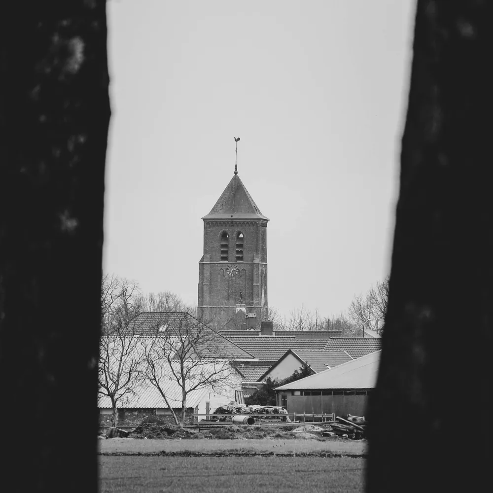 De kerktoren van Luyksgestel: rijscholen in Luyksgestel vergelijken
