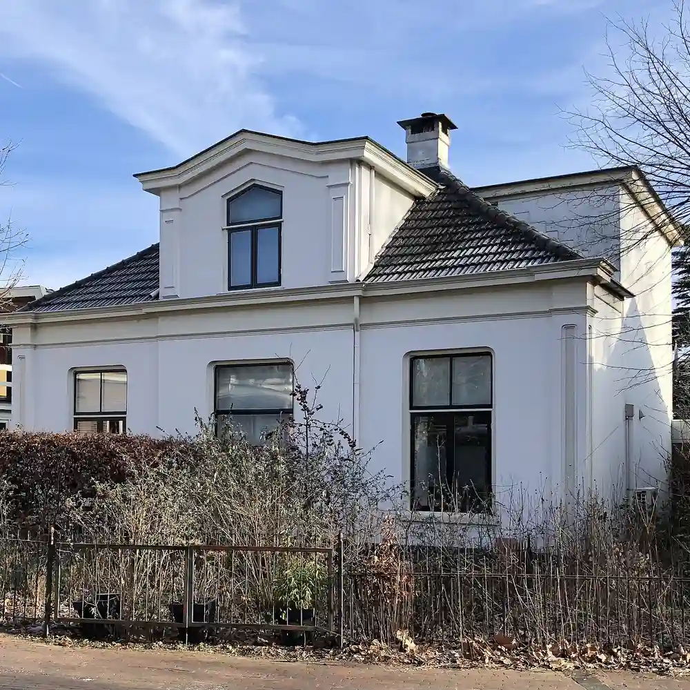 Een huis aan de Aaldert Geertsstraat in Olst, waar je de rijscholen in Olst kunt vergelijken