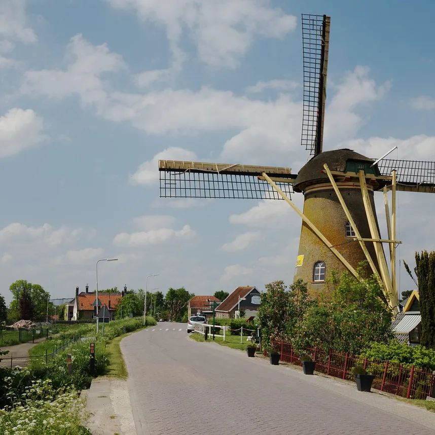 Een molen bij Puttershoek: rijscholen in Puttershoek vergelijken
