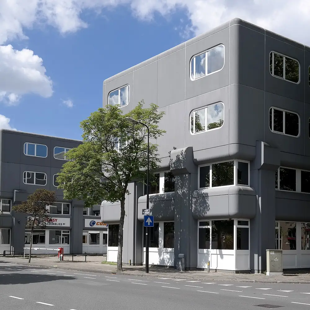 Een kantoorgebouw in Rijswijk: vergelijk de rijscholen in Rijswijk