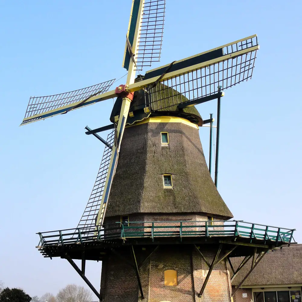 De Monnikenmolen in Sint Jansklooster: vergelijk de rijscholen in Sint Jansklooster