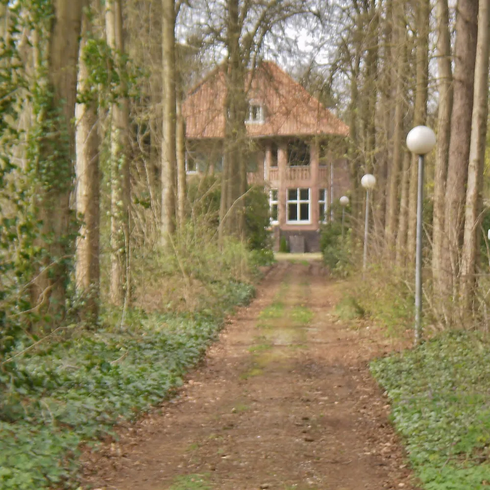 De Amersfoortsestraat in Soesterberg, waar je de rijscholen in Soesterberg kunt vergelijken