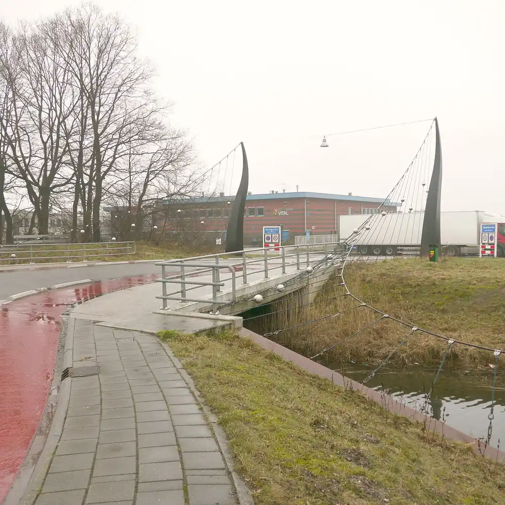 Een brug bij Spankeren, waar je de rijscholen in Spankeren kunt vergelijken