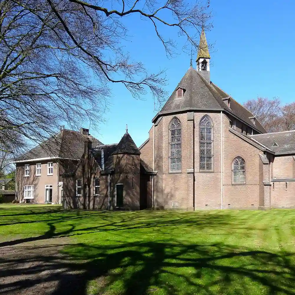 De Andreaskerk in Steenwijkerwold: alle rijscholen in Steenwijkerwold op een rij