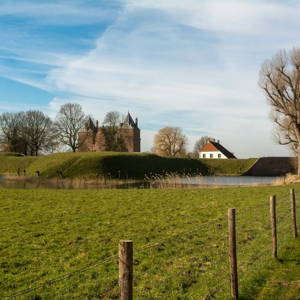 Slot Loevestein bij Zaltbommel: alle rijscholen in Zaltbommel op een rij